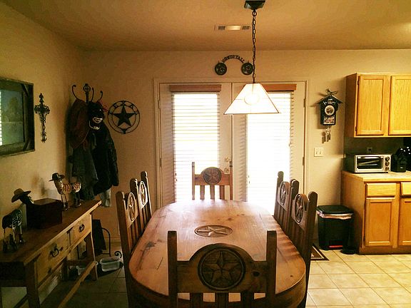 4th image of 210 Rosehill Dr