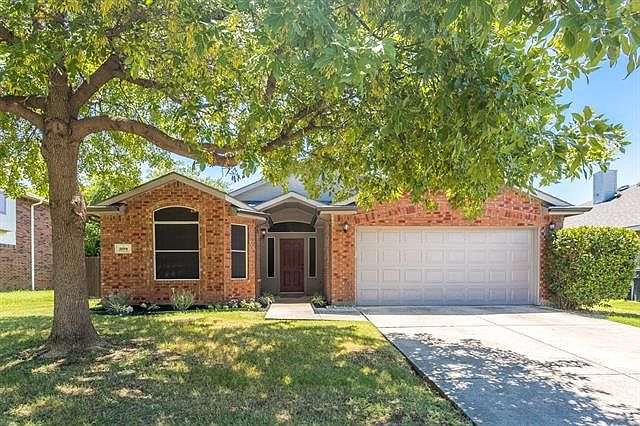 1st image of 308 Willowlake Dr