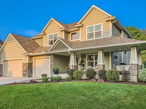 1544 Sunnybrook Dr, Mound, MN 55364