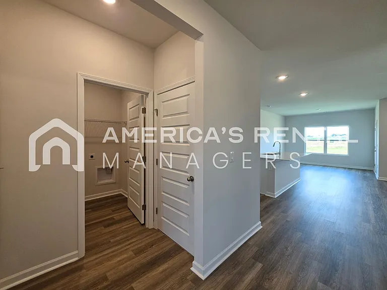 181 Keller Dr — Photo 17