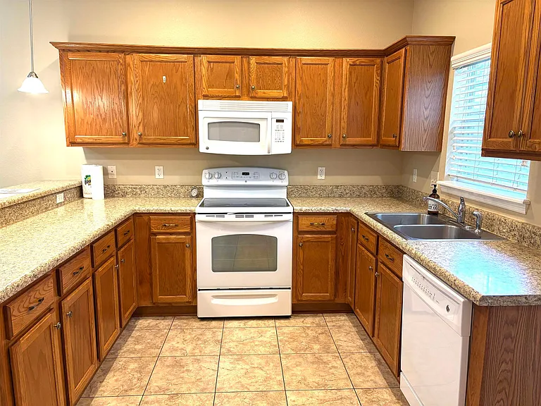2293 Del Carmel Way — Photo 8
