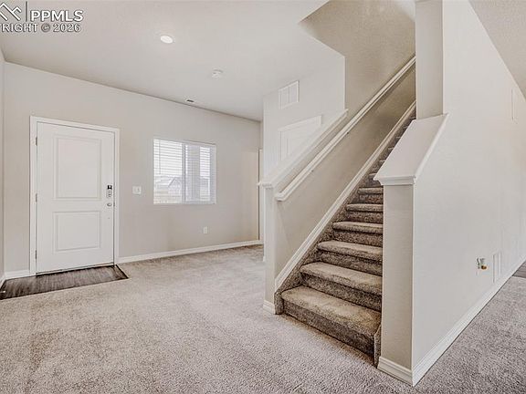 3rd image of 6059 Mumford Dr