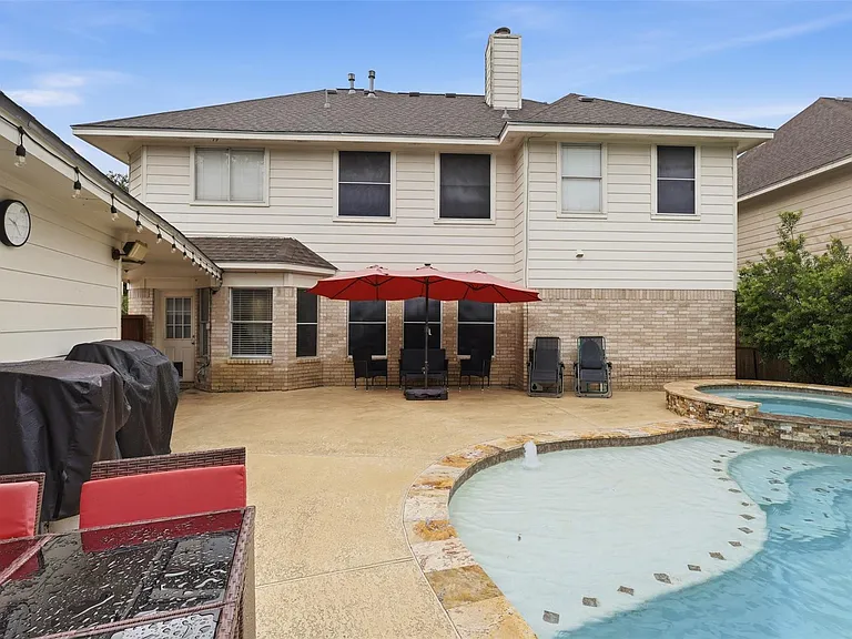 2538 Acadiana Ln — Photo 39