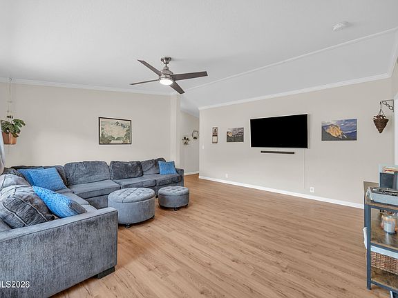 3rd image of 5084 Emery Dr