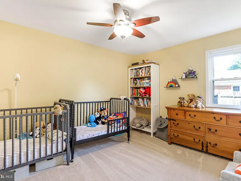 8011 Jackson Rd — Photo 42