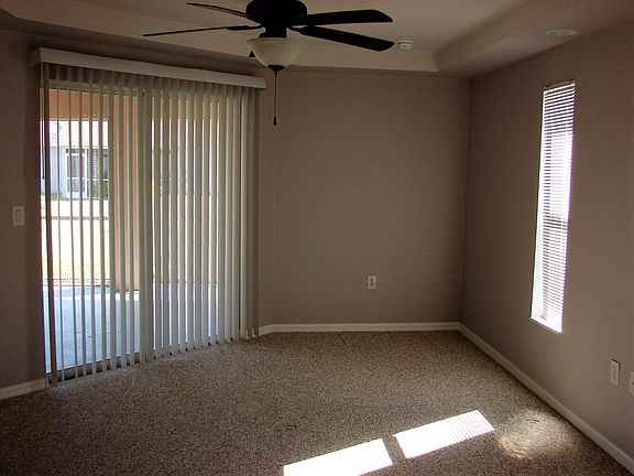 5th image of 4325 NE 9th Ave