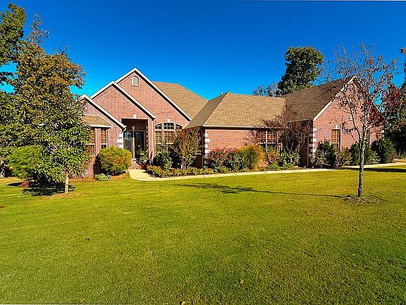 3rd image of 280 S Forest Glen Way