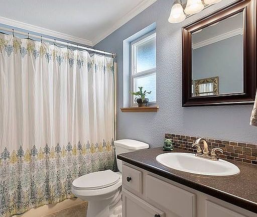 5th image of 3711 Entrada Dr NE