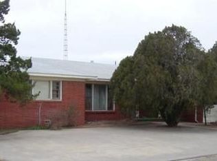 318 SE 5th St, Tulia, TX 79088