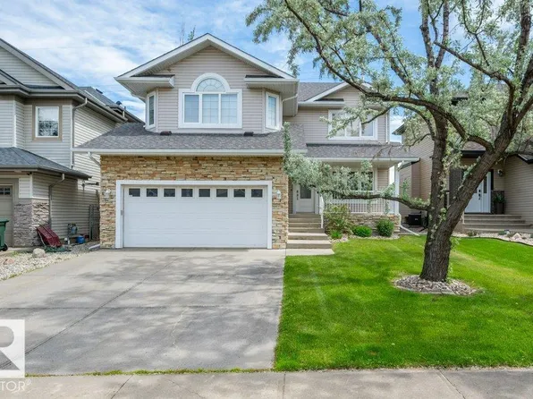 33 Chatwin Rd, Strathcona County, AB T8H 2S7