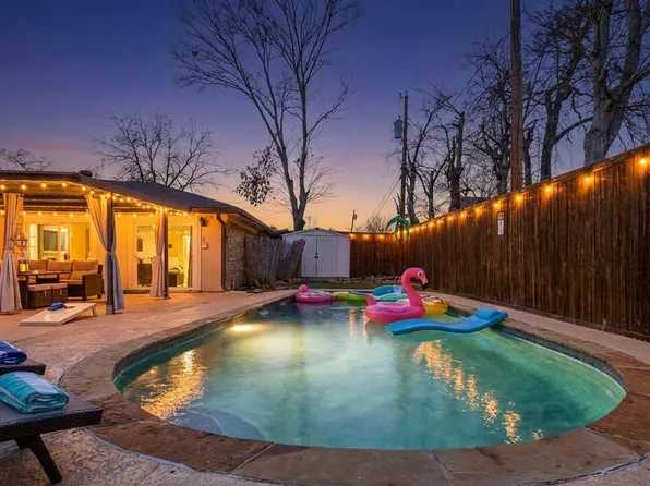 2404 Crestview Cir, Irving, TX 75062