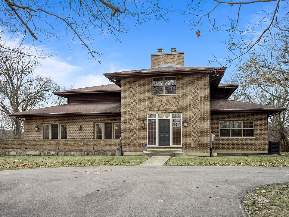 1st image of 32981 N River Rd