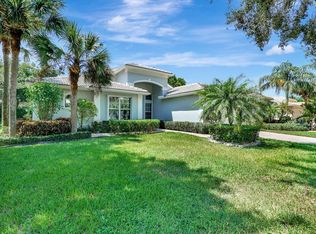 6998 Great Falls Cir, Boynton Beach, FL 33437