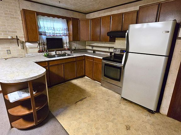 5th image of 556 Butternut Ridge Rd