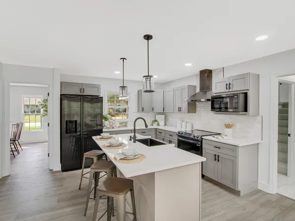 305 Mayfield St, Summerville, SC 29485