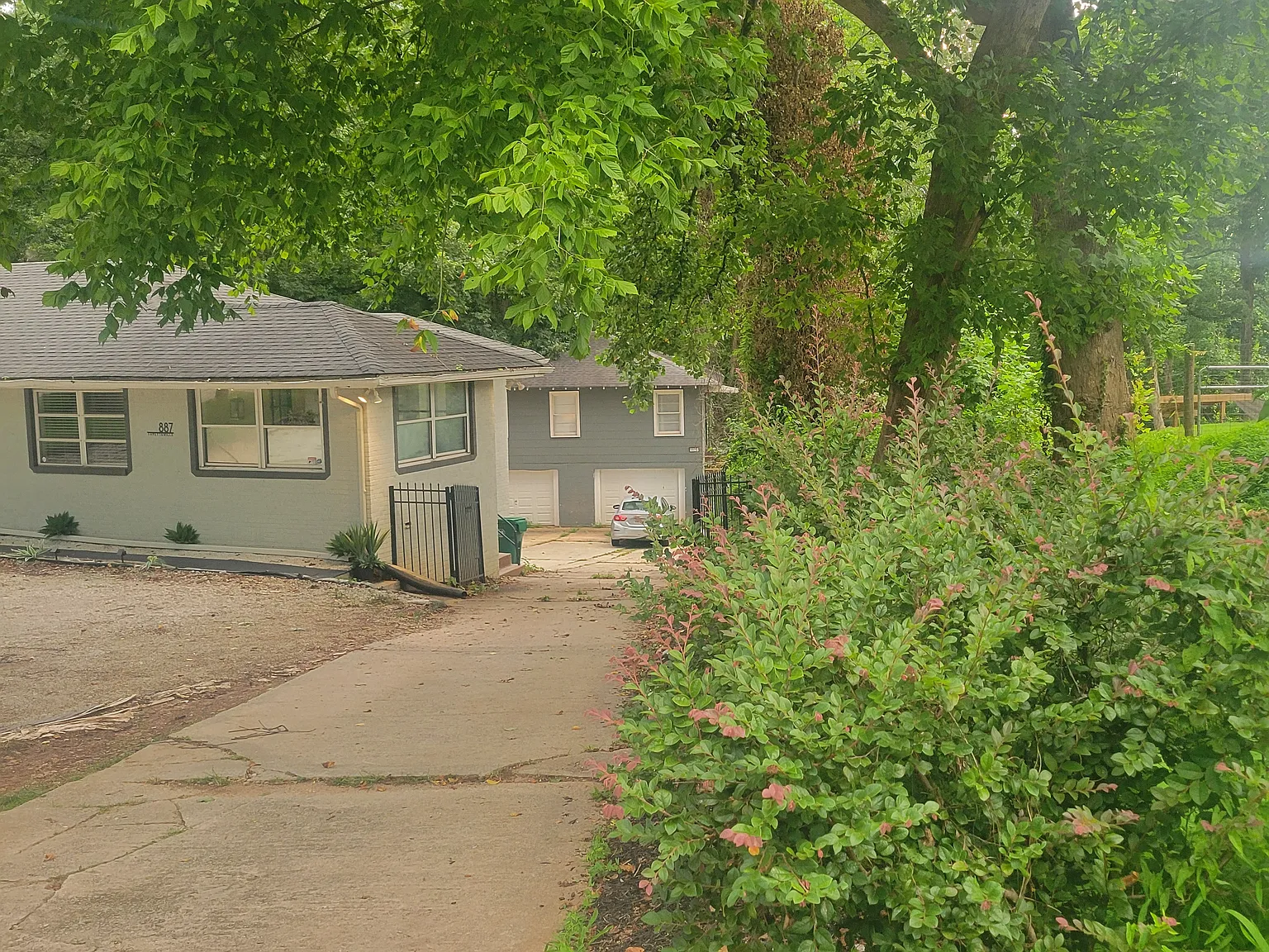 887 Fayetteville Rd SE — Photo 4