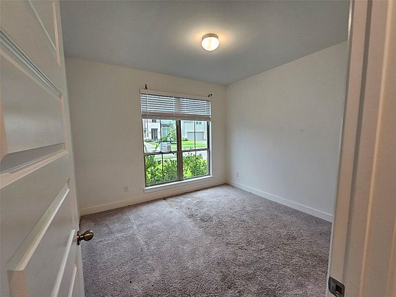 4th image of 3141 Stingray Cove Dr