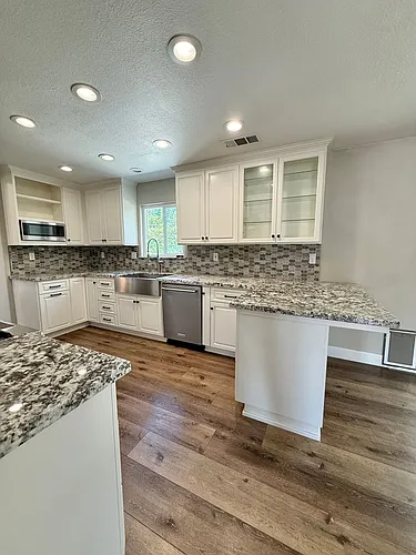 1019 Nanette Ln Photo 1