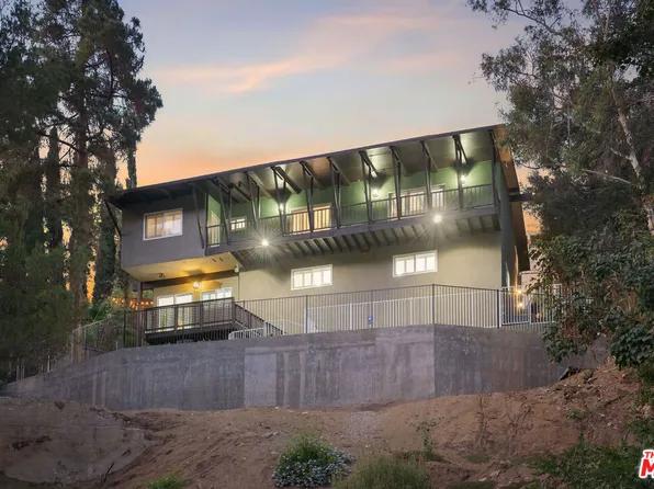 2458 Zorada Dr, Los Angeles, CA 90046