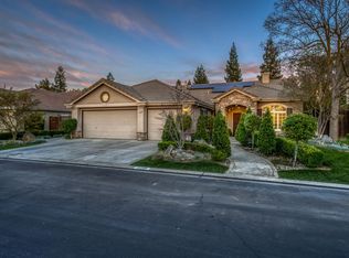 10258 N Sterling Ln, Fresno, CA 93730