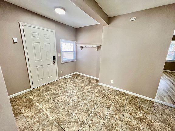 5th image of 601 S Clayton St APT C