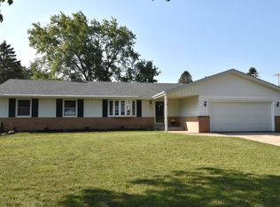 205 Sheffield Dr, Racine, WI 53402