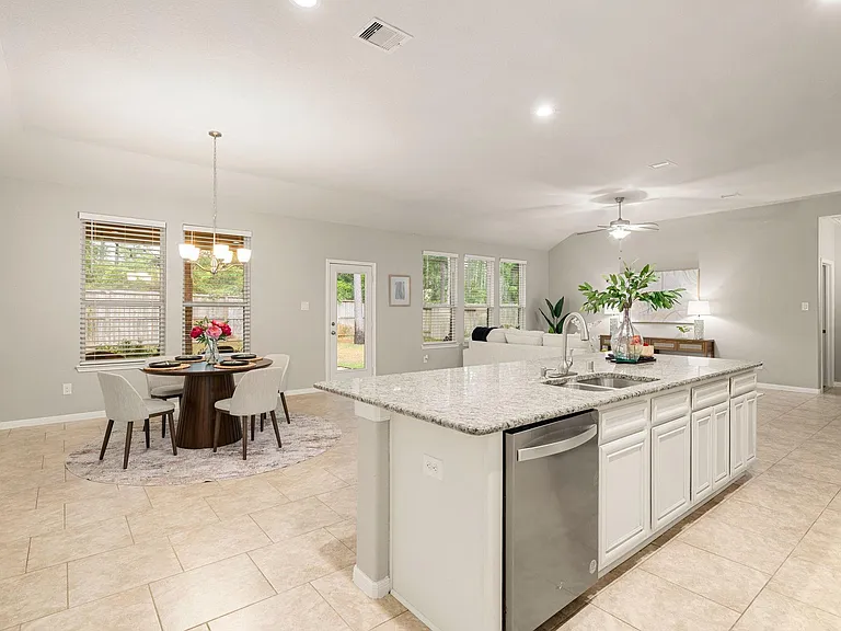 14023 Beaverhead Range Ct — Photo 11