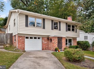 822 Loxford Ter, Silver Spring, MD 20901