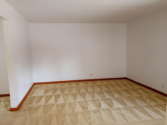 3rd image of 2474 Almaden Blvd