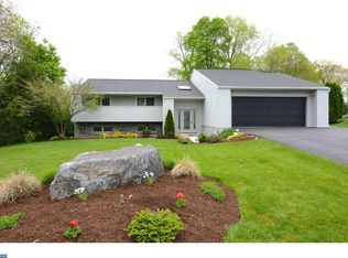 3 Eagle Ct, Reading, PA 19605