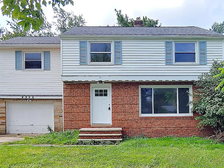 4996 Oakland Dr — Photo 1