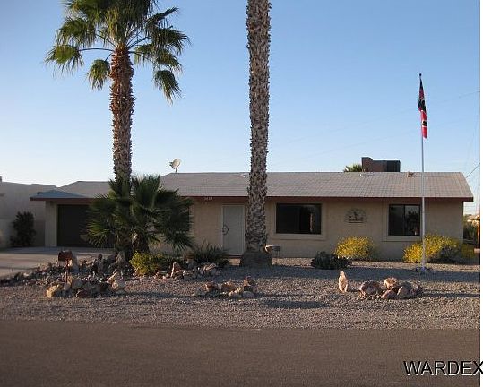 2nd image of 2605 Mariner Ln