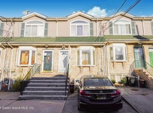68 Lyceum Ct, Staten Island, NY 10310
