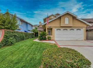 28771 Raintree Ln, Santa Clarita, CA 91390
