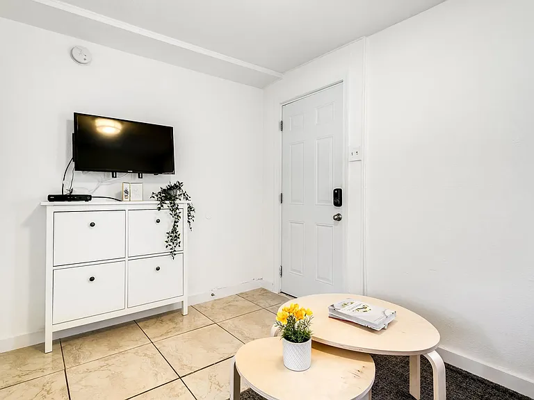 3147 SW 17th St #2 — Photo 12