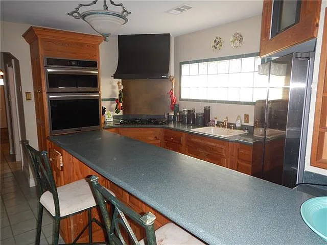420 Fairmont St — Photo 10