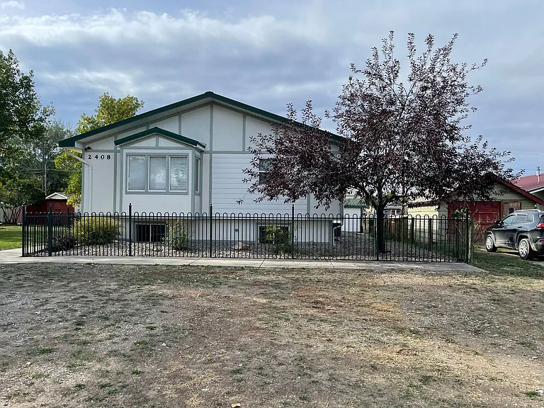 2408 Main St — Photo 1