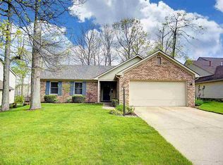 8930 Spring Forest Dr, Fort Wayne, IN 46804