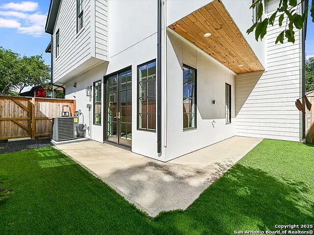310 Lavaca St #101 — Photo 19
