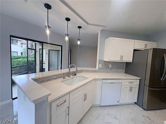 5th image of 47 Bennington Dr APT 3