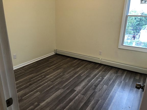 4th image of 47 N 14th St #8