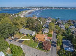 9 Cliff Ave, Newport, RI 02840