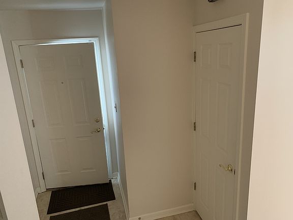 3rd image of 1030 Sugar Pine Dr