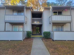 2270 Sunderland Rd APT 13A, Winston Salem, NC 27103