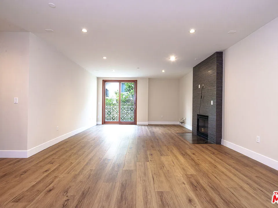 1929 Selby Ave #301