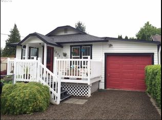1206 Lincoln St, Oregon City, OR 97045
