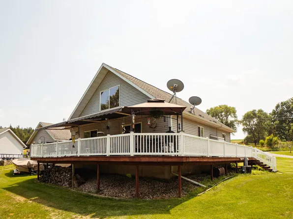 W6986 Puckaway Rd, Markesan, WI 53946