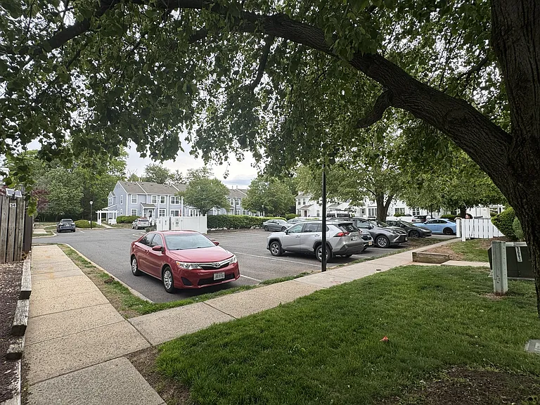 35 Almond Dr — Photo 11