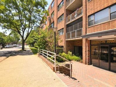 100 Clinton Ave APT 1K, Mineola, NY, 11501