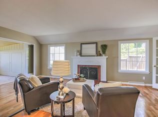 1510 Commercial St, Steilacoom, WA 98388